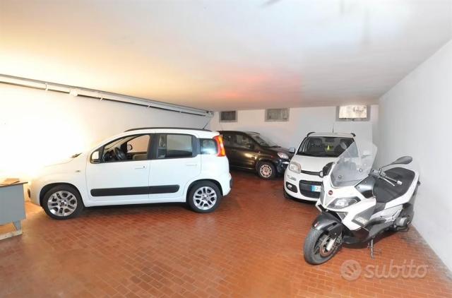 Garage or car box in {3}, Via Roma - Photo 1