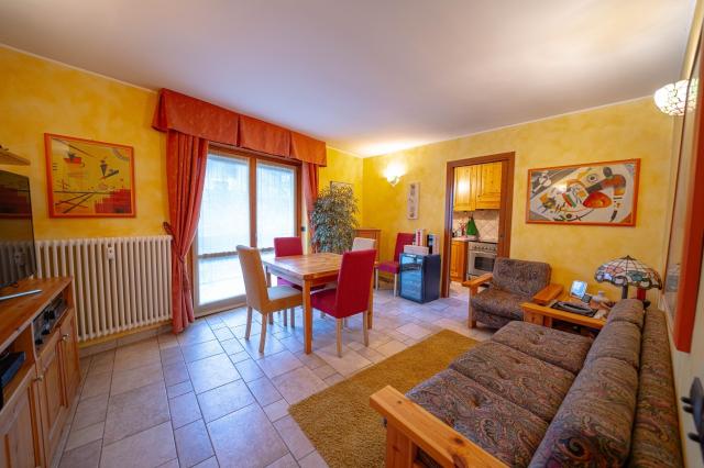 3-room flat in Via Roma 156, Chiesa in Valmalenco - Photo 1