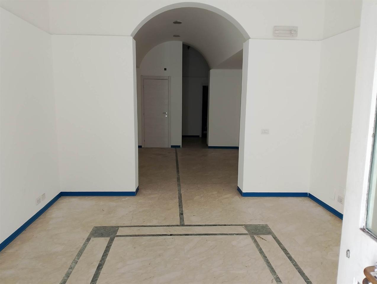 Ufficio in , Catania, {3} - Foto 2