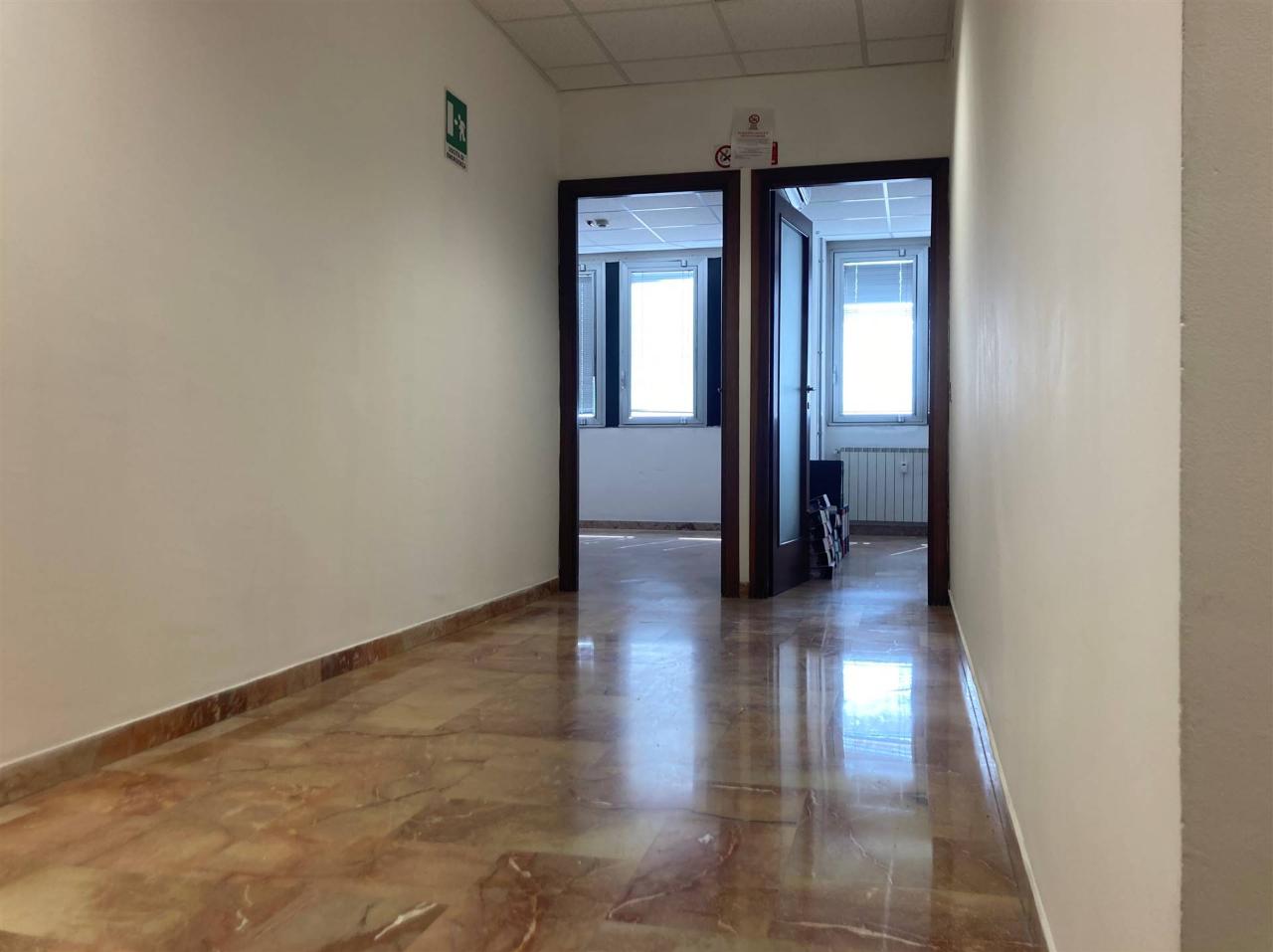 Ufficio in , Firenze, {3} - Foto 1