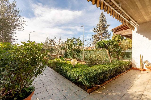 Attached house in Via degli Oleandri, Campi Bisenzio - Photo 1