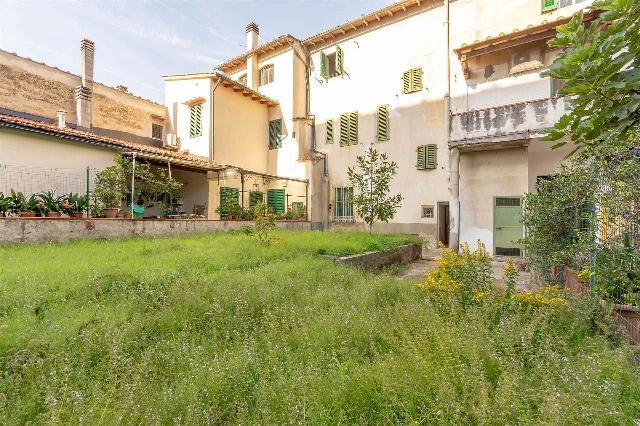 Attached house in Via Vincenzo Monti, Campi Bisenzio - Photo 1