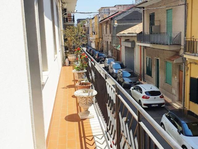 Apartament in Via Roma, 70, Furci Siculo - Photo 1