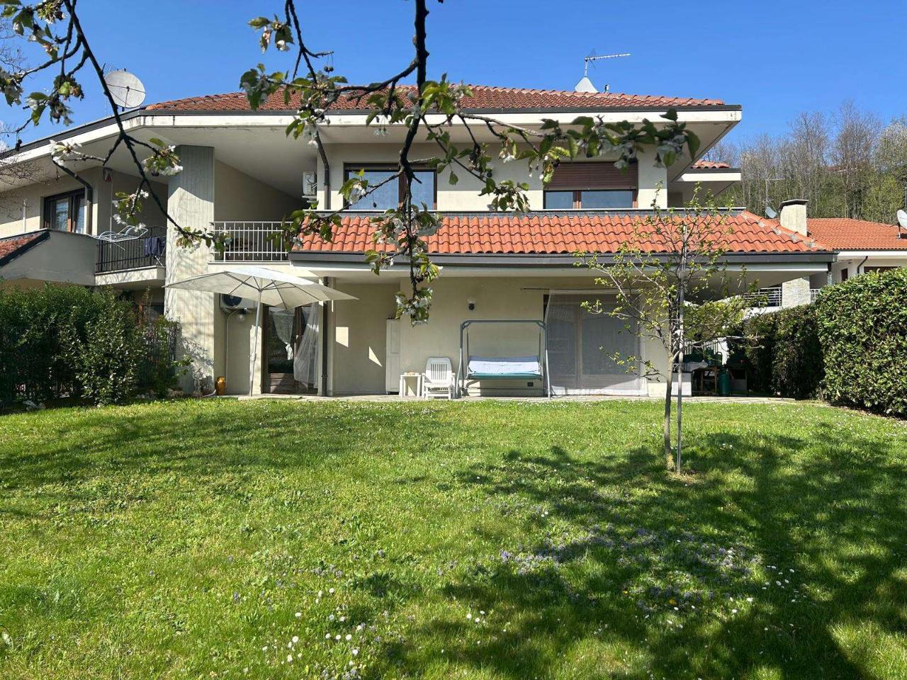 Villa a schiera in vendita a Lanzo Torinese