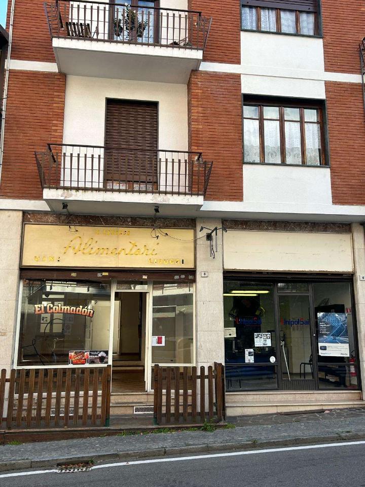 Negozio in Via Umberto I 6, Lanzo Torinese, {3} - Foto 2
