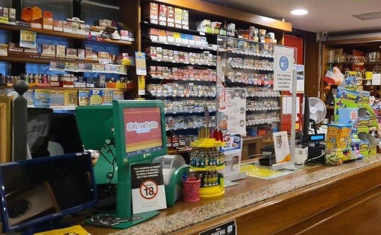Bar in , Cassano Magnago - Foto 1