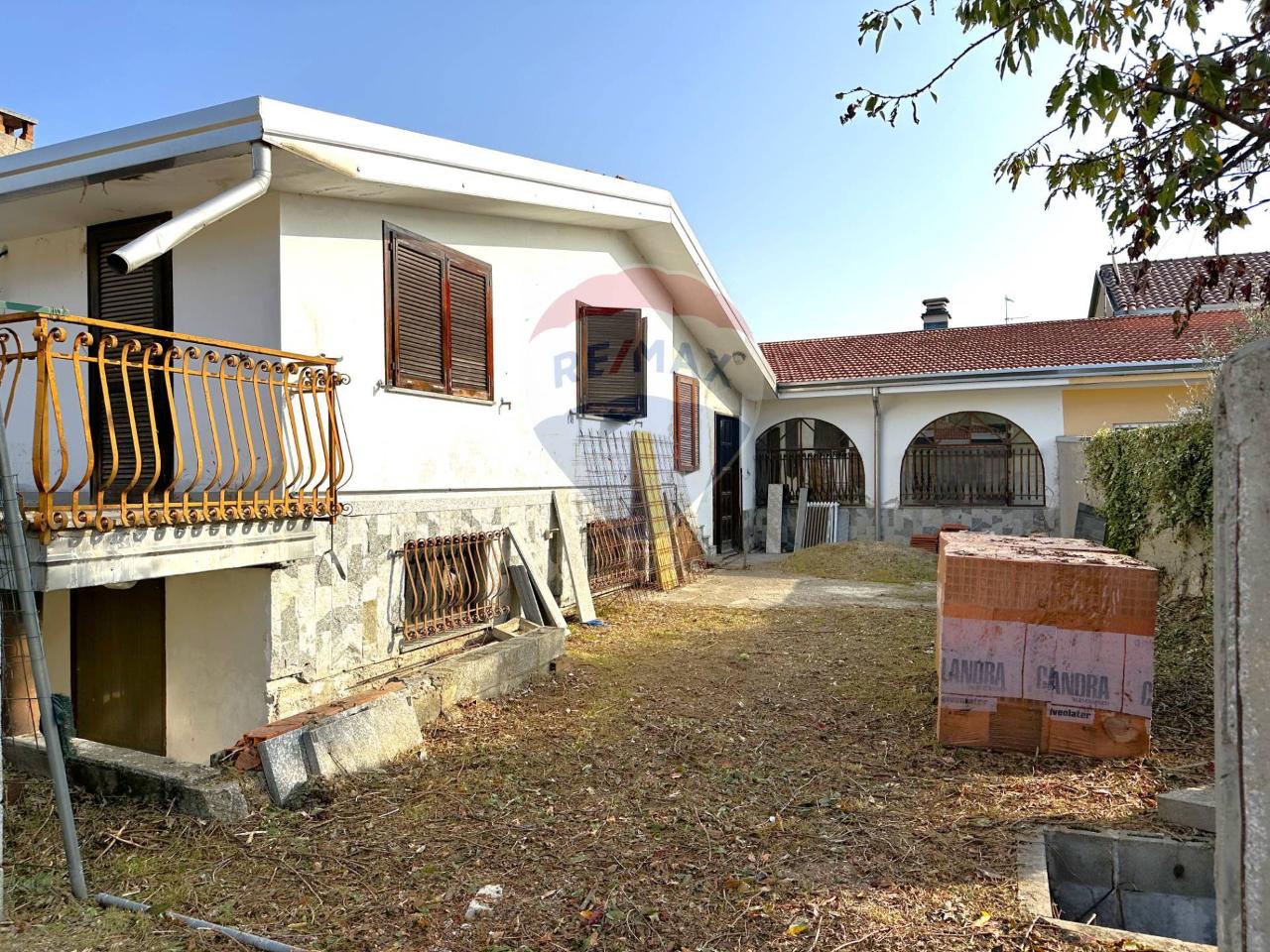 Casa indipendente in vendita a Fagnano Olona