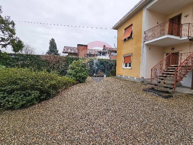 Mansion in Via San Pio X 78, Cassano Magnago - Photo 1