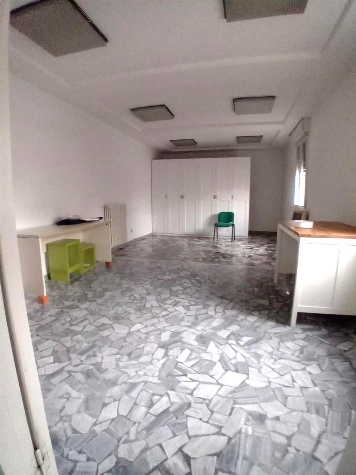 Ufficio in Via Calzavecchio, Casalecchio Di Reno, {3} - Foto 2