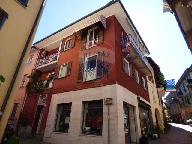 Dreizimmerwohnung in Via F.Cavallotti 19, Luino - Foto 1