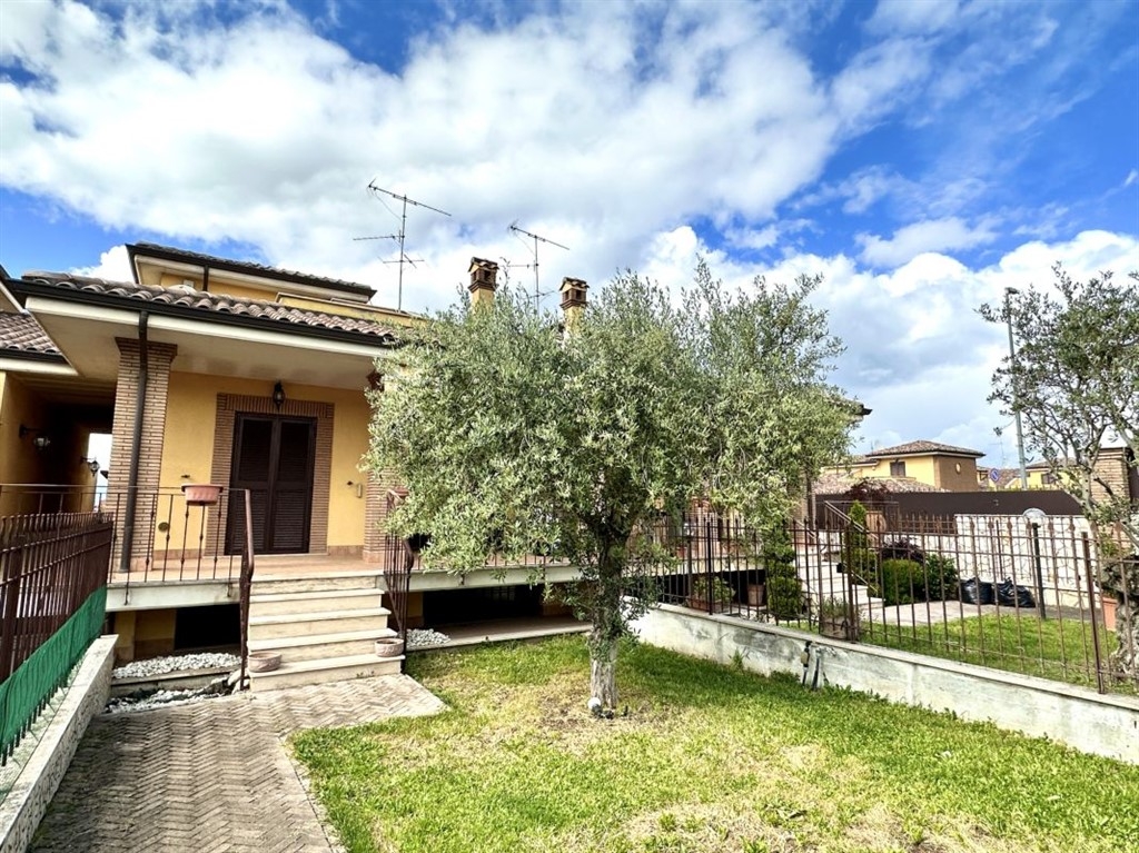Villa a schiera in vendita a San Cesareo
