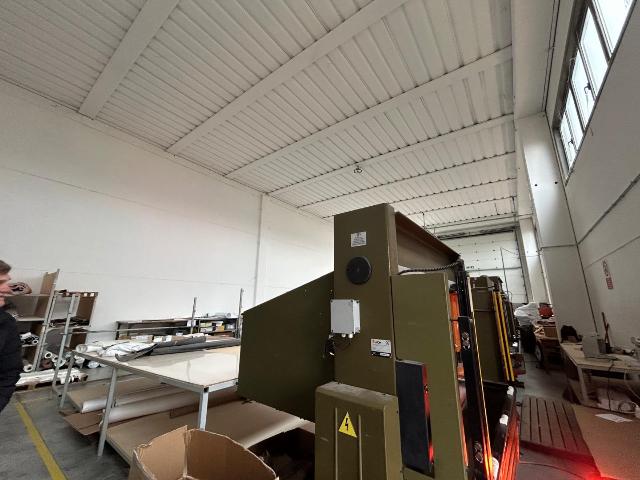 insertion image