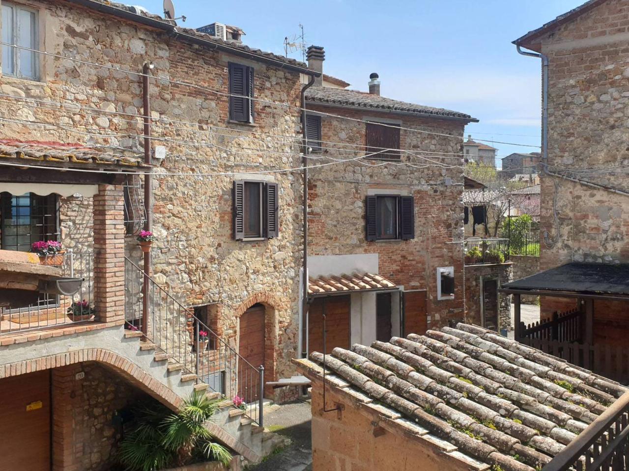 Casa indipendente in vendita a Monteleone D'Orvieto