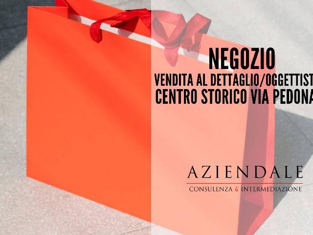 Shop in {3}, Piazza delle Erbe - Photo 1