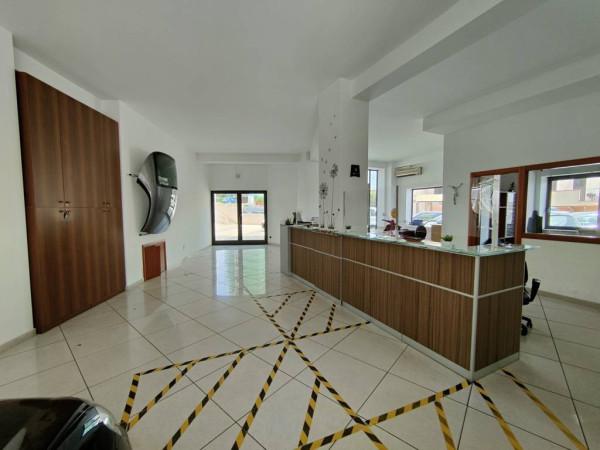 Negozio in Via Paestum, Ragusa, {3} - Foto 1