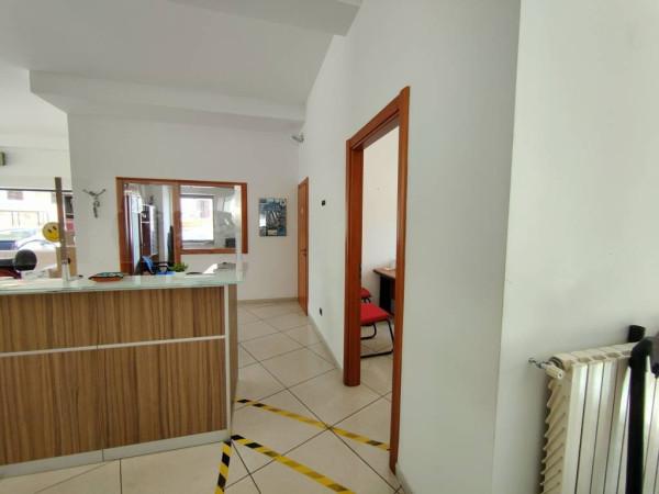 Negozio in Via Paestum, Ragusa, {3} - Foto 2