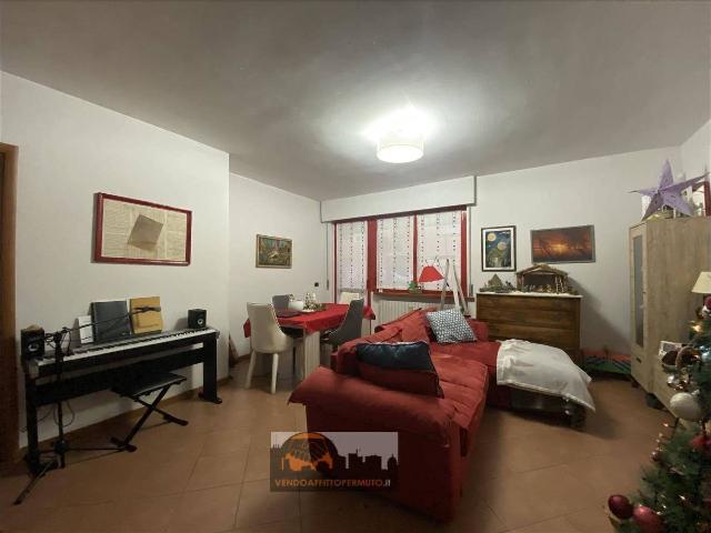 Dreizimmerwohnung in Viale Italia, Villongo - Foto 1