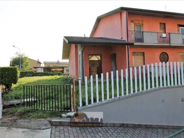 Mansion in Via Bergamo, Palazzolo sull'Oglio - Photo 1