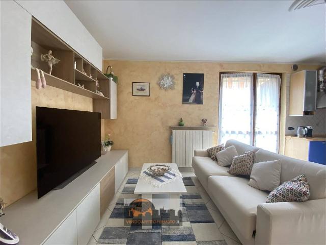 3-room flat in Via Bolgare, Calcinate - Photo 1