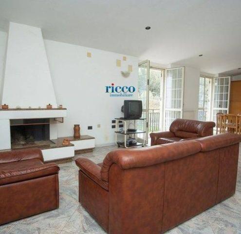 2-room flat in Via Pasterola 21, Camerota - Photo 1