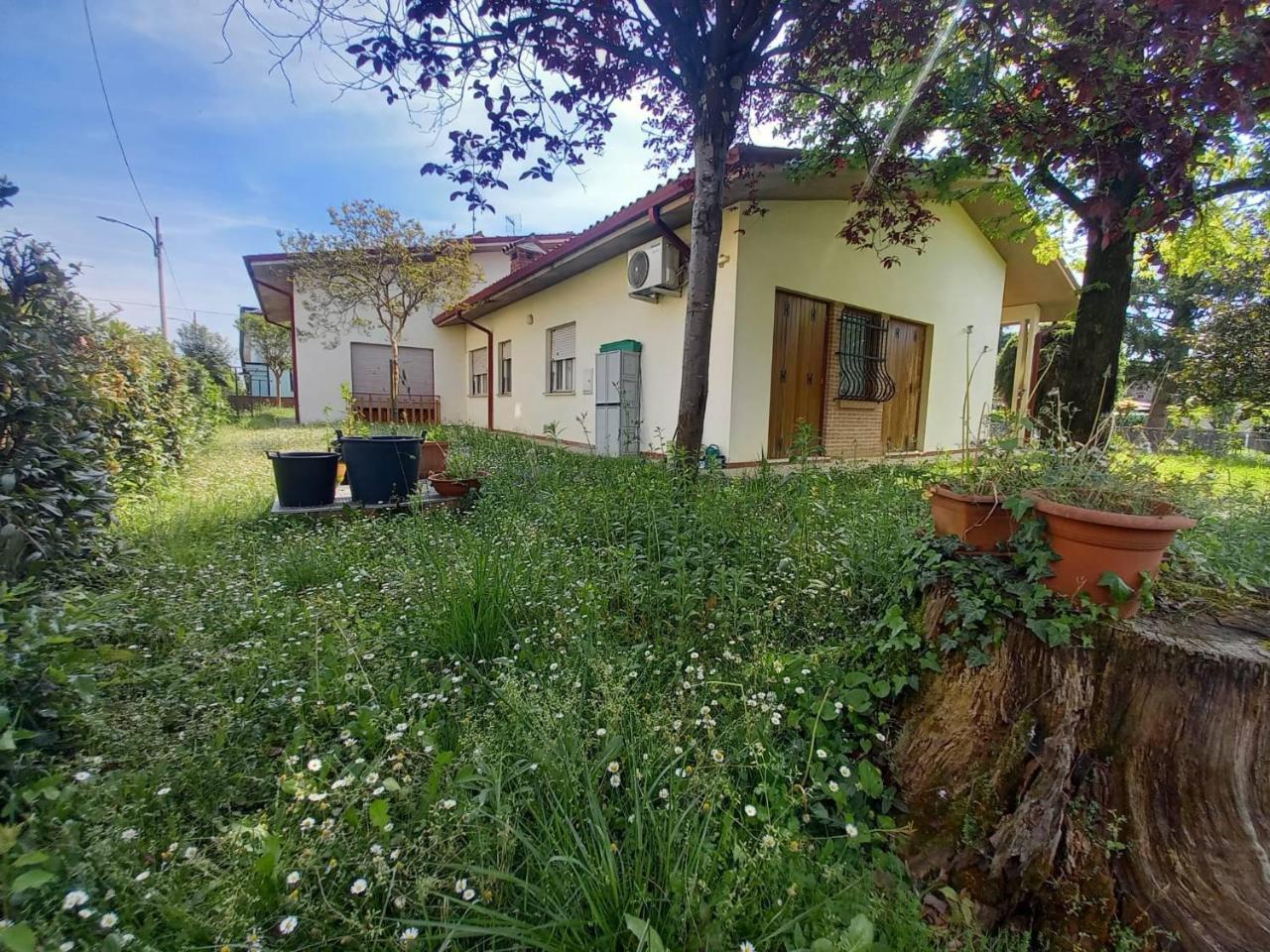 Villa bifamiliare in vendita a Romans D'Isonzo