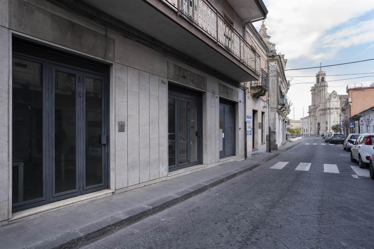 Negozio in Via Regina Margherita, Aci Sant'Antonio, {3} - Foto 2