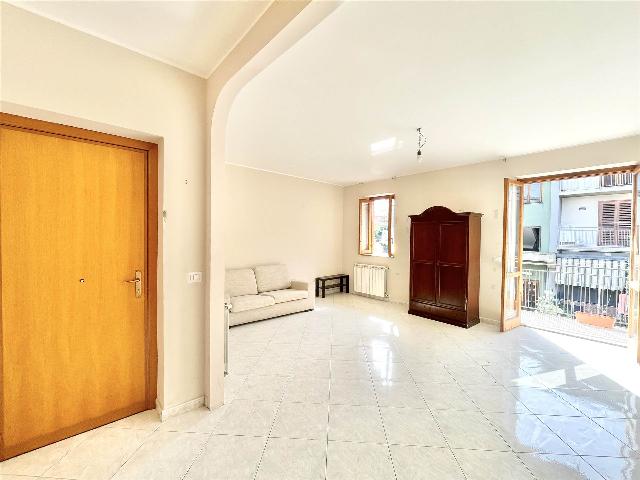 4-room flat in {3}, Via Umberto - Photo 1