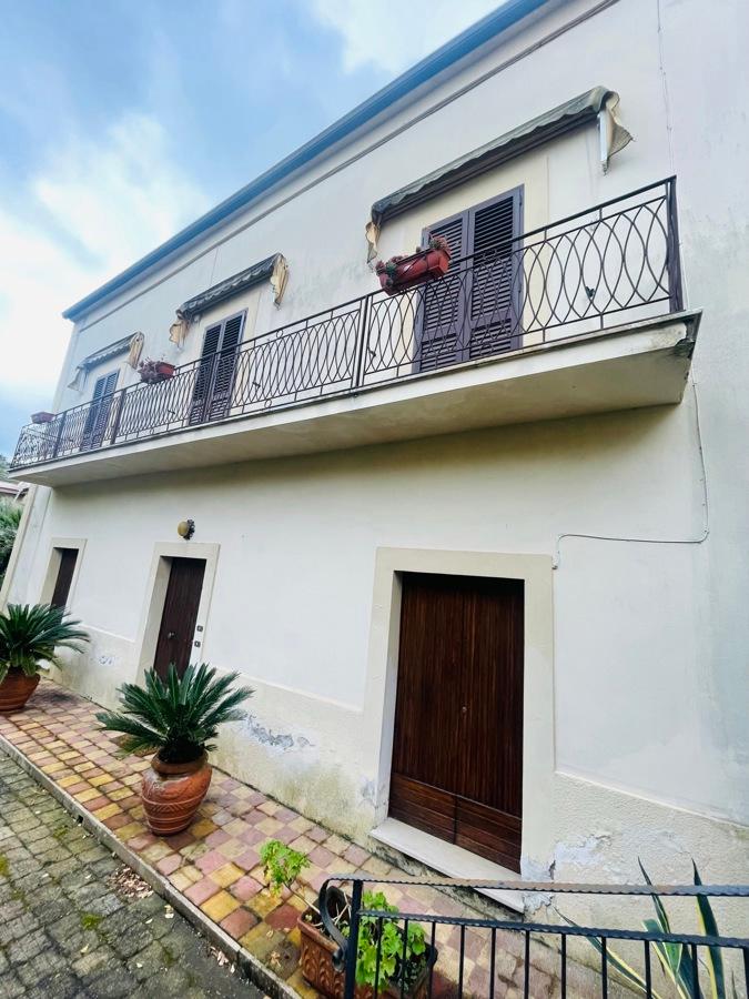 Villa in vendita a Castelforte
