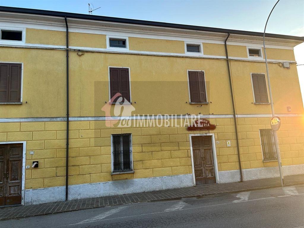 Locale commerciale in Via Giuseppina 55, Solarolo Rainerio, {3} - Foto 1