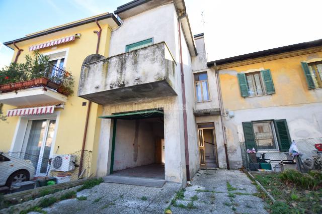 4-room flat in Viale IV Novembre, Senigallia - Photo 1