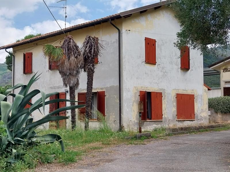 Casa indipendente in vendita a Massarosa