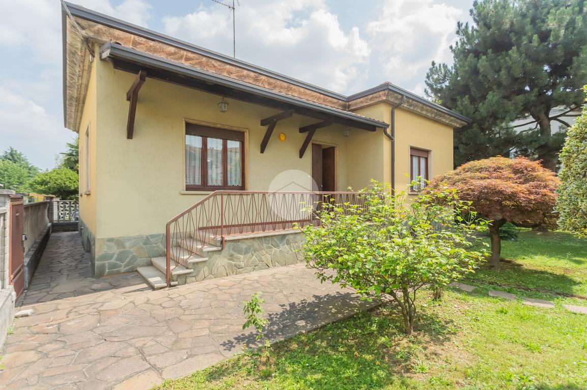 Villa in vendita a Biassono