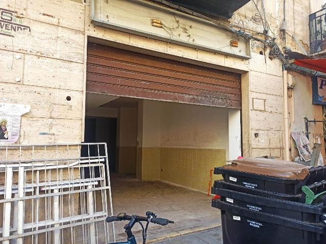 Warehouse in {3}, Via Montalbo - Photo 1