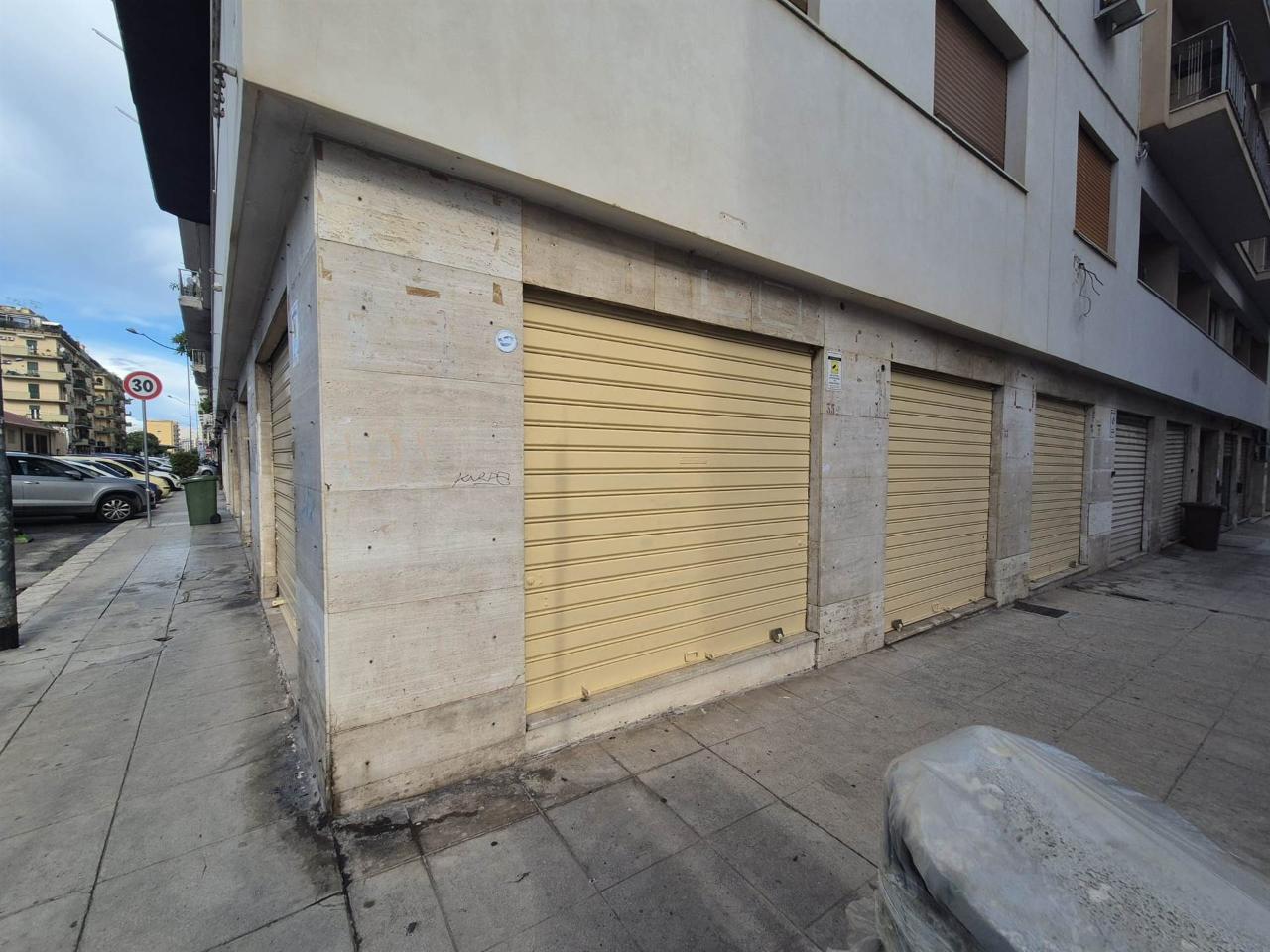 Magazzino in Via Generale di Maria, Palermo, {3} - Foto 1