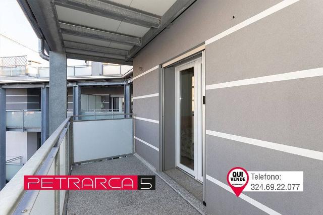 3-room flat in Via Francesco Petrarca, Castellanza - Photo 1