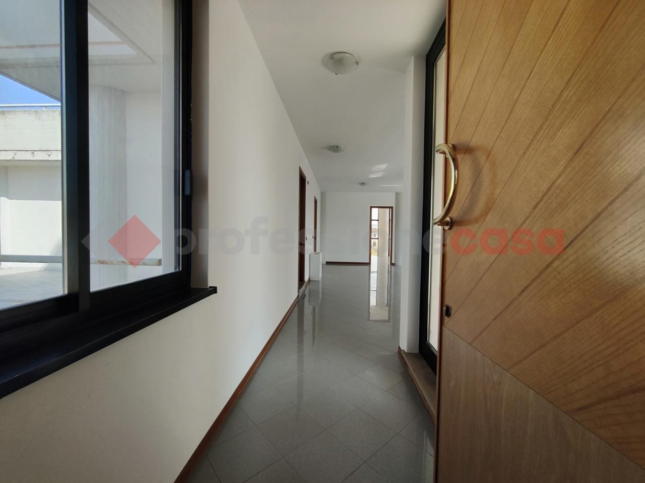 Ufficio in Via Tripoli 57, Empoli, {3} - Foto 2