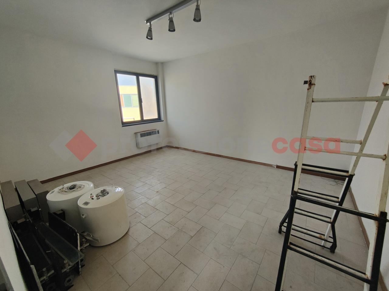 Ufficio in Viale Palmiro Togliatti 133, Vinci, {3} - Foto 2