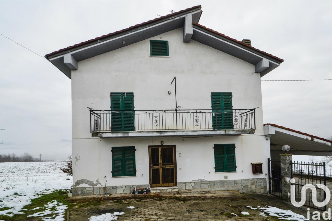 Villa in vendita a Merana