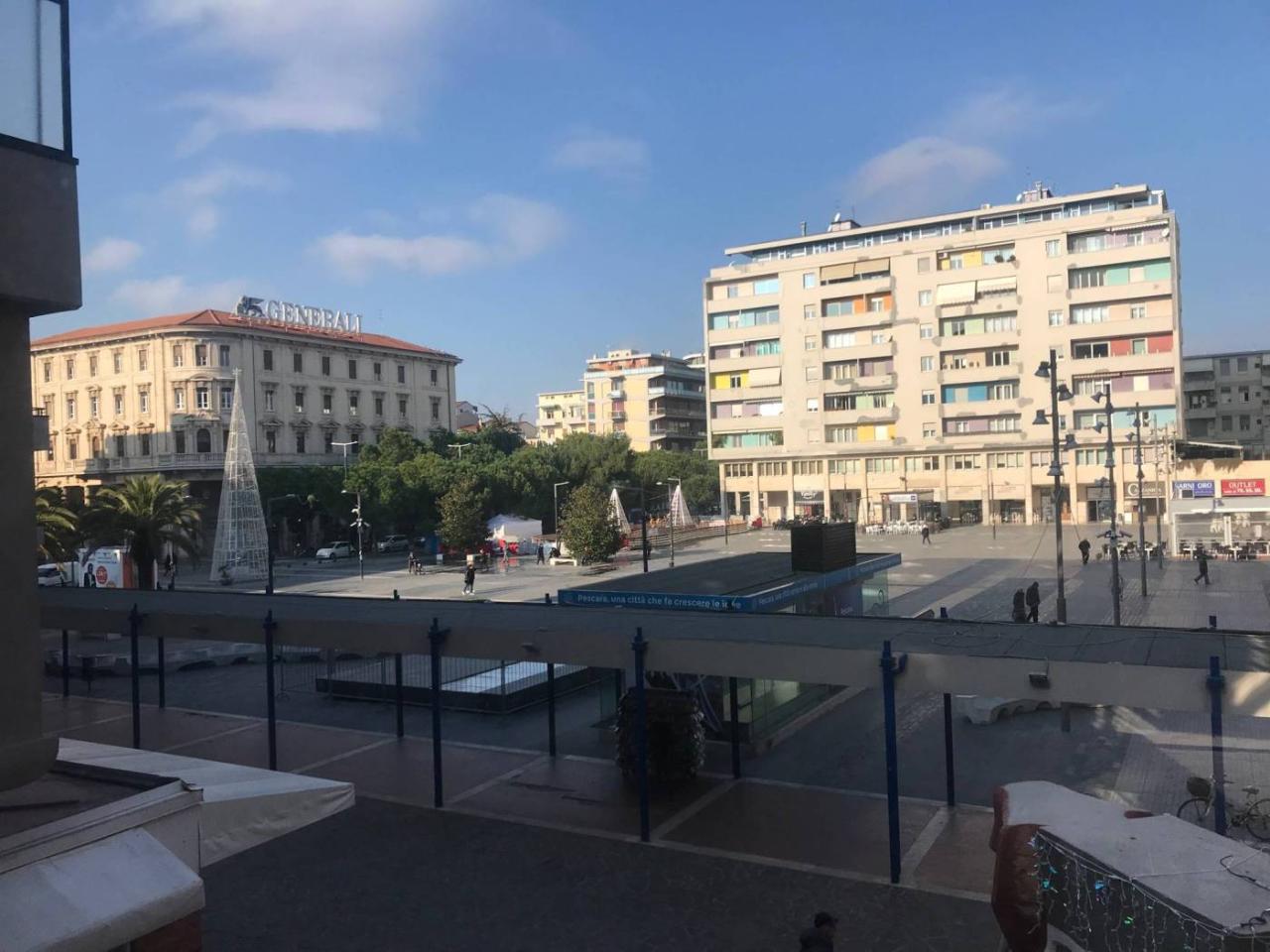 Ufficio in Piazza della Rinascita 33, Pescara, Pescara, {3} - Foto 2