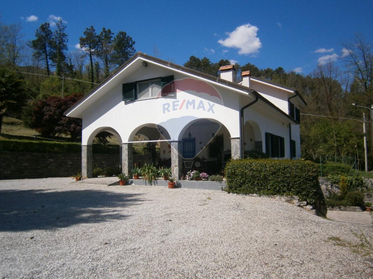 Casa indipendente in vendita a Borzonasca
