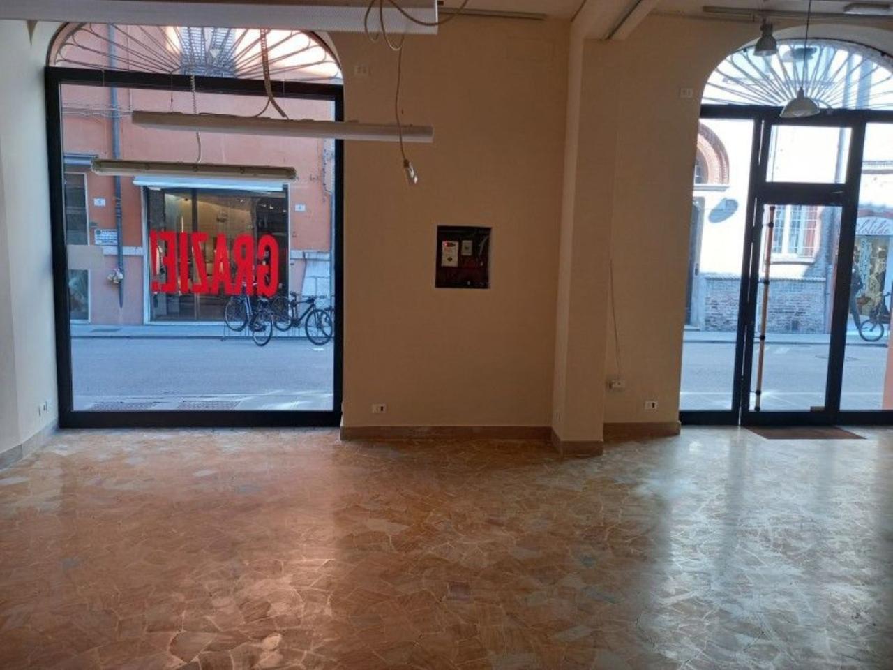 Negozio in Voltapaletto 8, Ferrara, {3} - Foto 2