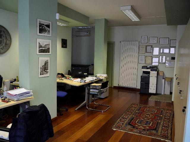 Gemeinschaftsbüro, Cremona - Foto 1