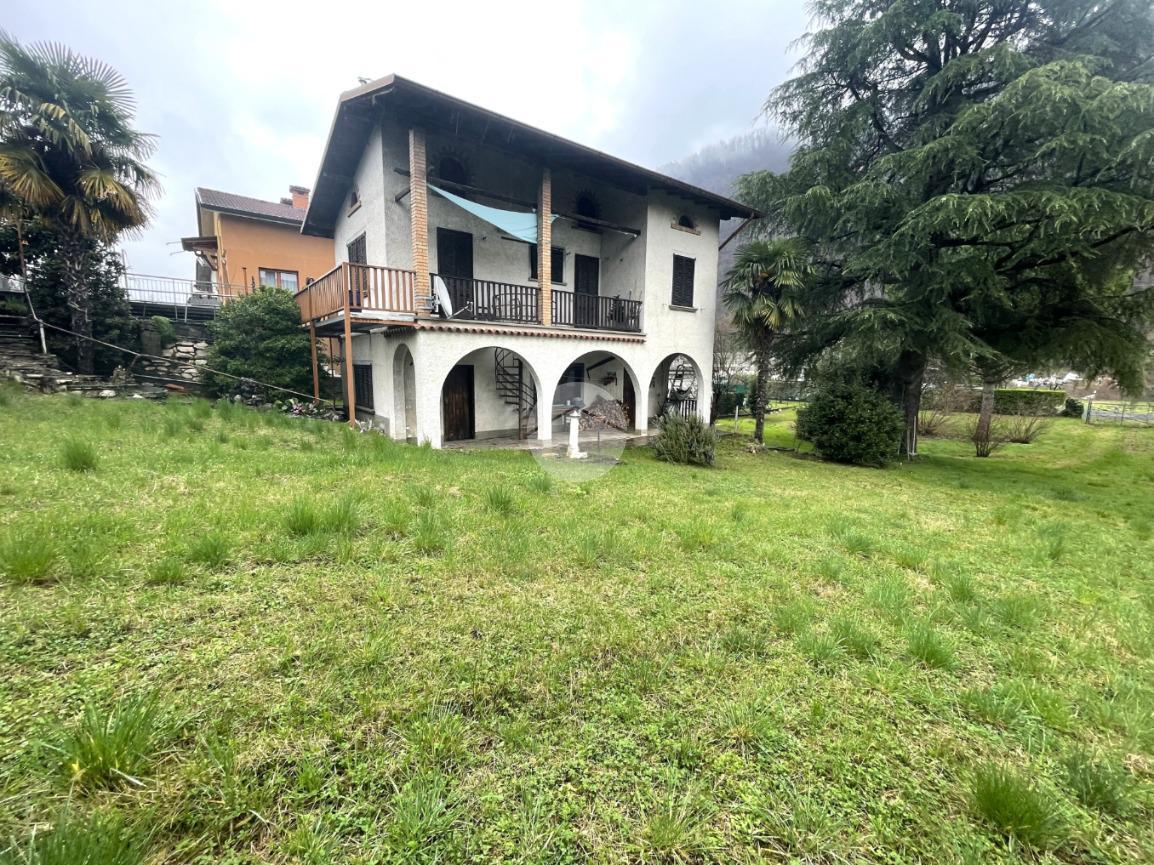 Villa in vendita a Trescore Balneario