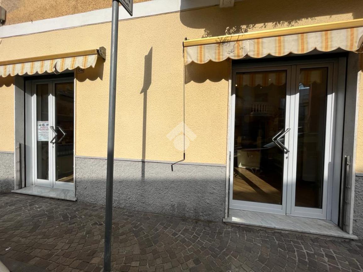 Negozio in Via Divisione Coduri, Cogorno, {3} - Foto 1