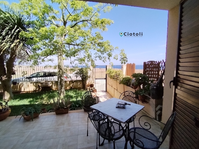 Terraced house in Via Vincenzo Bordone, Siracusa - Photo 1