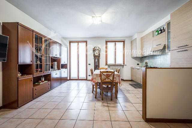 2-room flat in Via Repubblica 40, Medesano - Photo 1