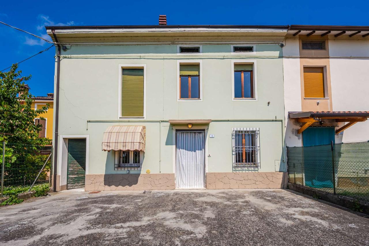 Porzione di casa in vendita a Polesine Zibello