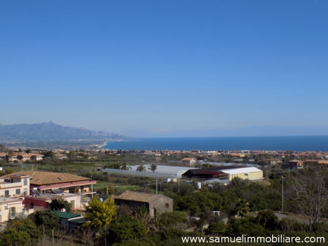 4-room flat in Via Angelina Damiani Lanza, Giarre - Photo 1