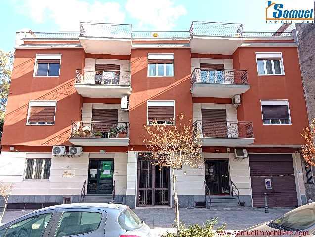 Apartament in Piazza Macherione, Giarre - Photo 1