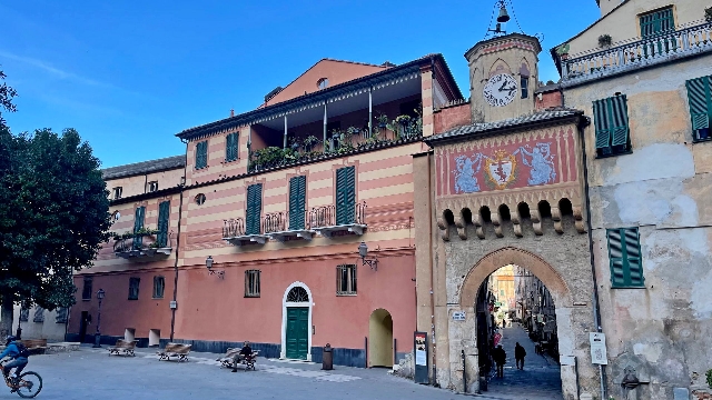 Quadrilocale in {3}, Piazza di Porta Testa 27 - Foto 1